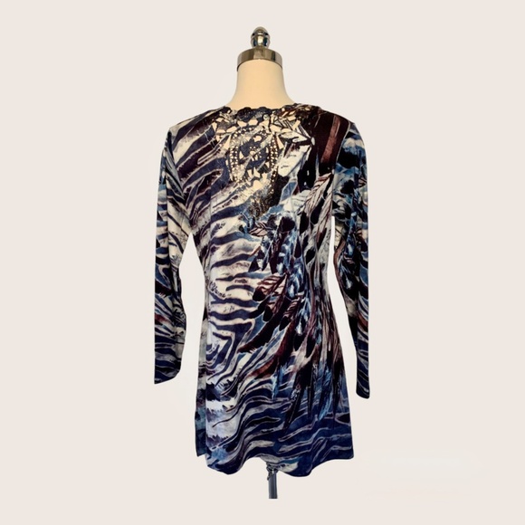 🌱 New Italian-Made blue top 🌱💙 - Picture 4 of 5